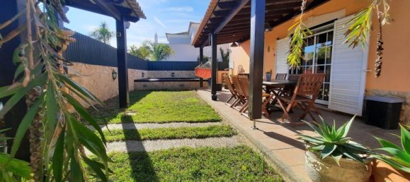 3 bedrooms Villa in Faro, Portugal No. 140037 9