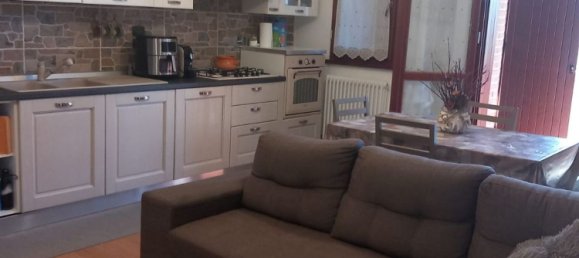 3 rooms Apartment in Reggio Emilia, Italy No. 258982 4
