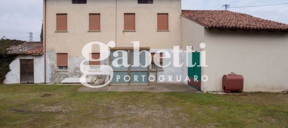 3 bedrooms House in Portogruaro, Italy No. 263662 4