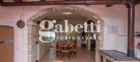 3 bedrooms House in Portogruaro, Italy No. 263662 15