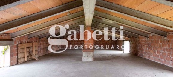 3 bedrooms House in Portogruaro, Italy No. 263662 27