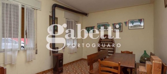3 bedrooms House in Portogruaro, Italy No. 263662 6