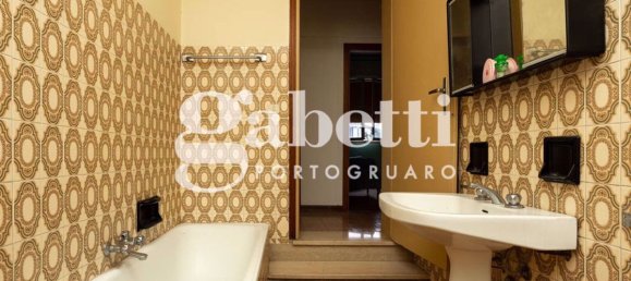 3 bedrooms House in Portogruaro, Italy No. 263662 21