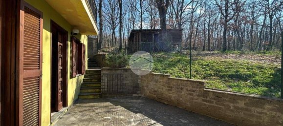 2 Schlafzimmer Wohnung in Viterbo, Italy, Nr. 72815 8