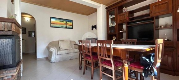 2 Schlafzimmer Wohnung in Viterbo, Italy, Nr. 72815 9