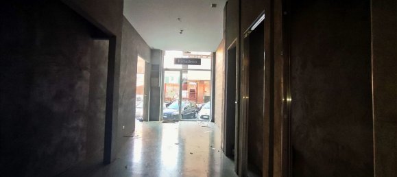 200m² Commercial property in Catania, Italy No. 46601 19