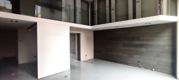 200m² Commercial property in Catania, Italy No. 46601 2