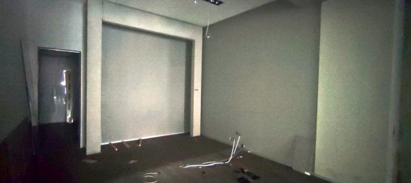 200m² Commercial property in Catania, Italy No. 46601 10