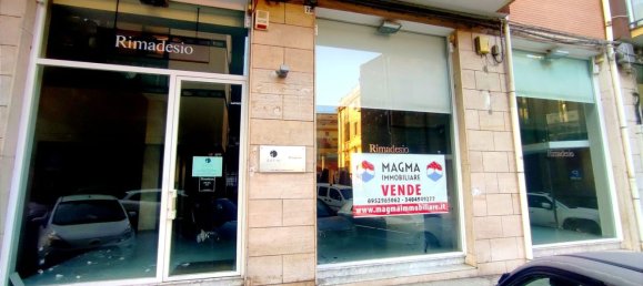 200m² Commercial property in Catania, Italy No. 46601 17
