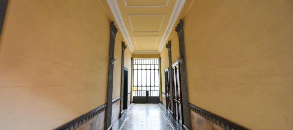 Apartamento de 4 habitaciónes en Turin, Italy No. 364106 2