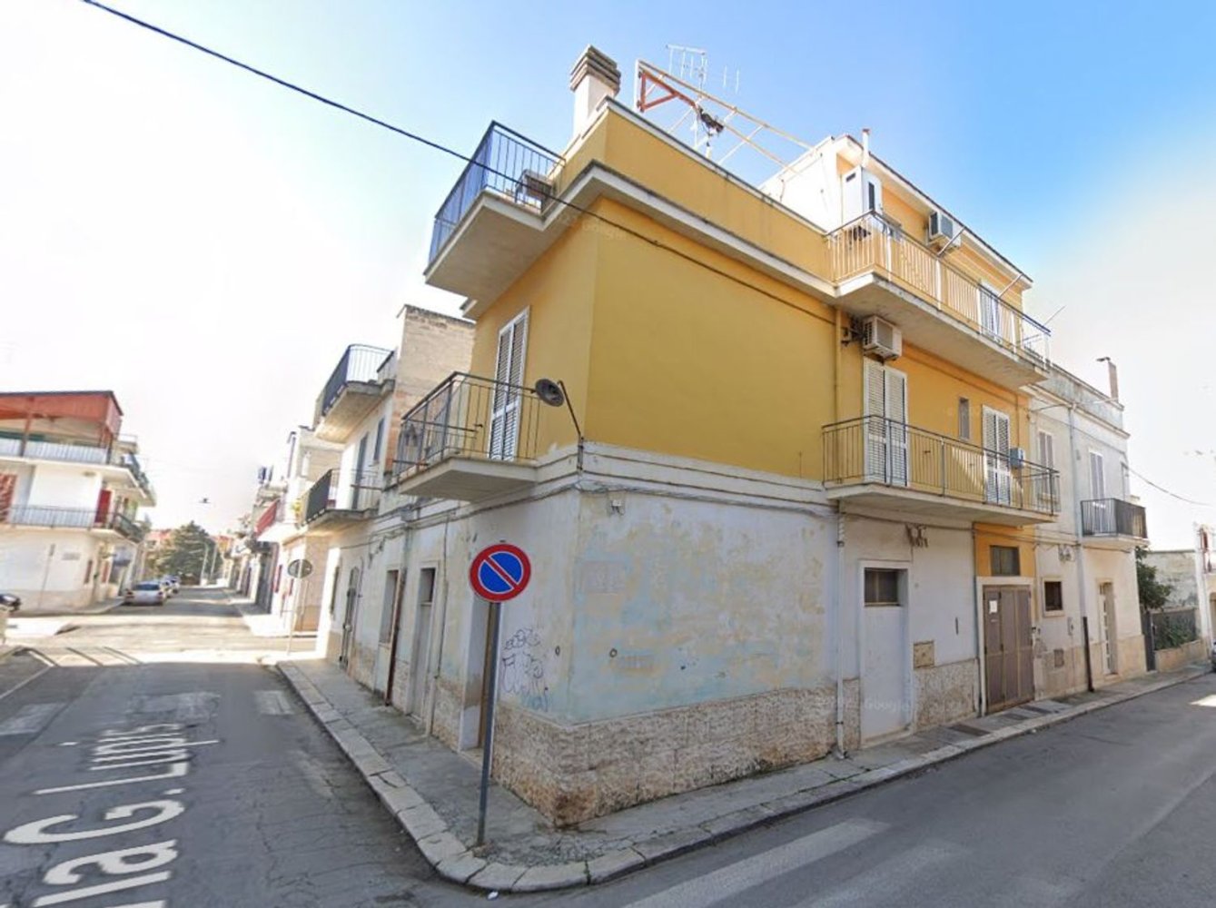 4 rooms House in Grumo Appula, Italy No. 231914