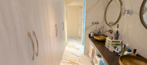 Вилла с 4 спальнями в The Lakes, ОАЭ № 113607 17