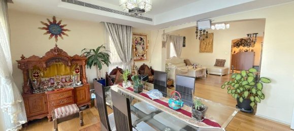 Вилла с 4 спальнями в The Lakes, ОАЭ № 113607 9