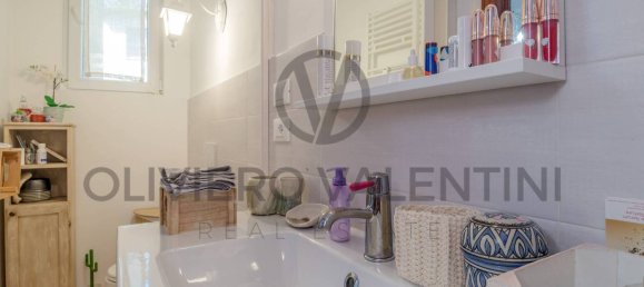 2 غرف نوم شقة في Arezzo, Italy رقم 356309 12