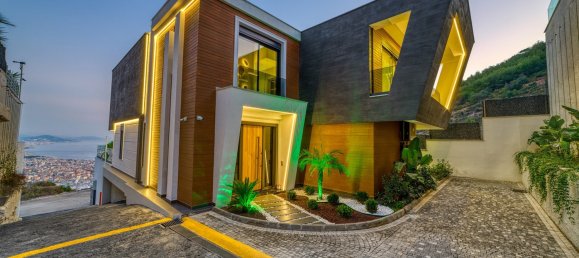 Villa 4+1 in Alanya, Turkey No. 27960 3