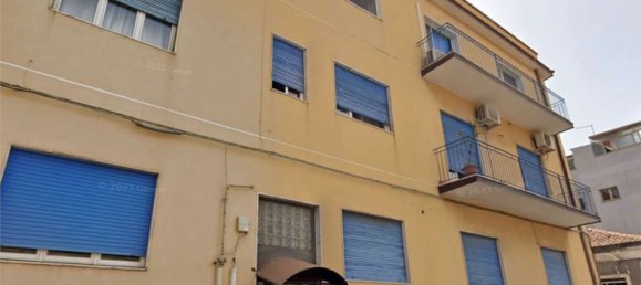 5 rooms Apartment in Catania, Italy No. 51162 6