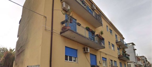 5 rooms Apartment in Catania, Italy No. 51162 5