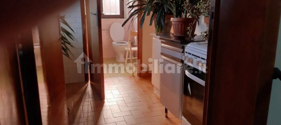 4 bedrooms Apartment in Arezzo, Italy No. 80450 8