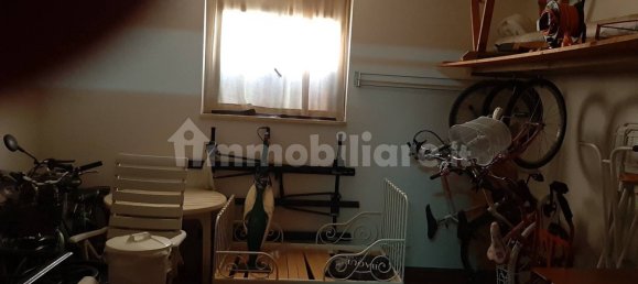 4 bedrooms Apartment in Arezzo, Italy No. 80450 9