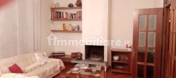 4 bedrooms Apartment in Arezzo, Italy No. 80450 3