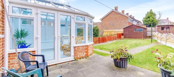 3 bedrooms House in New Addington, United Kingdom No. 8100 6