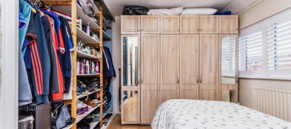 3 bedrooms House in New Addington, United Kingdom No. 8100 25