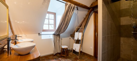 Casa de 6 dormitorios en Cheville, France No. 100956 10