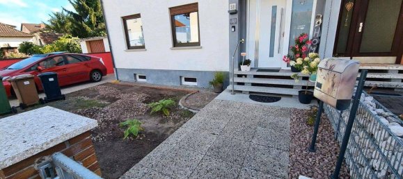 5 bedrooms Townhouse in Bergstrase, Germany No. 220858 2