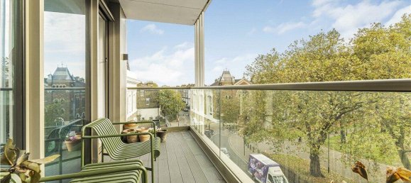 2 bedrooms Apartment in London, United Kingdom No. 8712 22