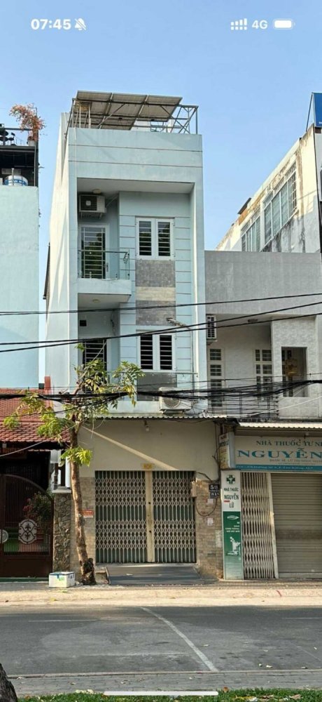 80m² Townhouse in District 7, Vietnam No. 15854