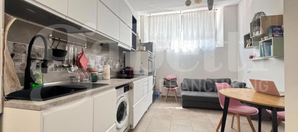 2 bedrooms Apartment in Bologna, Italy No. 372102 5