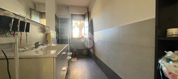 3 bedrooms Apartment in Florence, Italy No. 122874 8