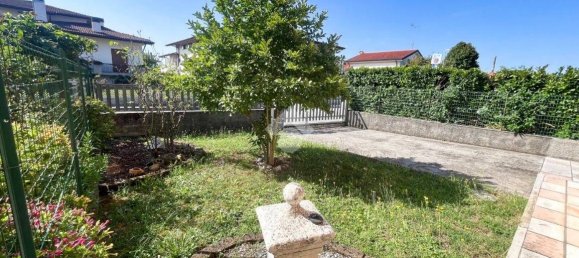 Villa T1 em Udine, Italy N.º 380505 2