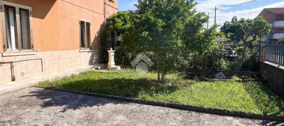 Villa T1 em Udine, Italy N.º 380505 3