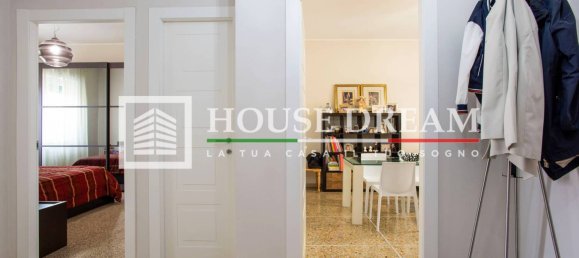 Квартира с 2 спальнями в Рим, Италия № 285428 3