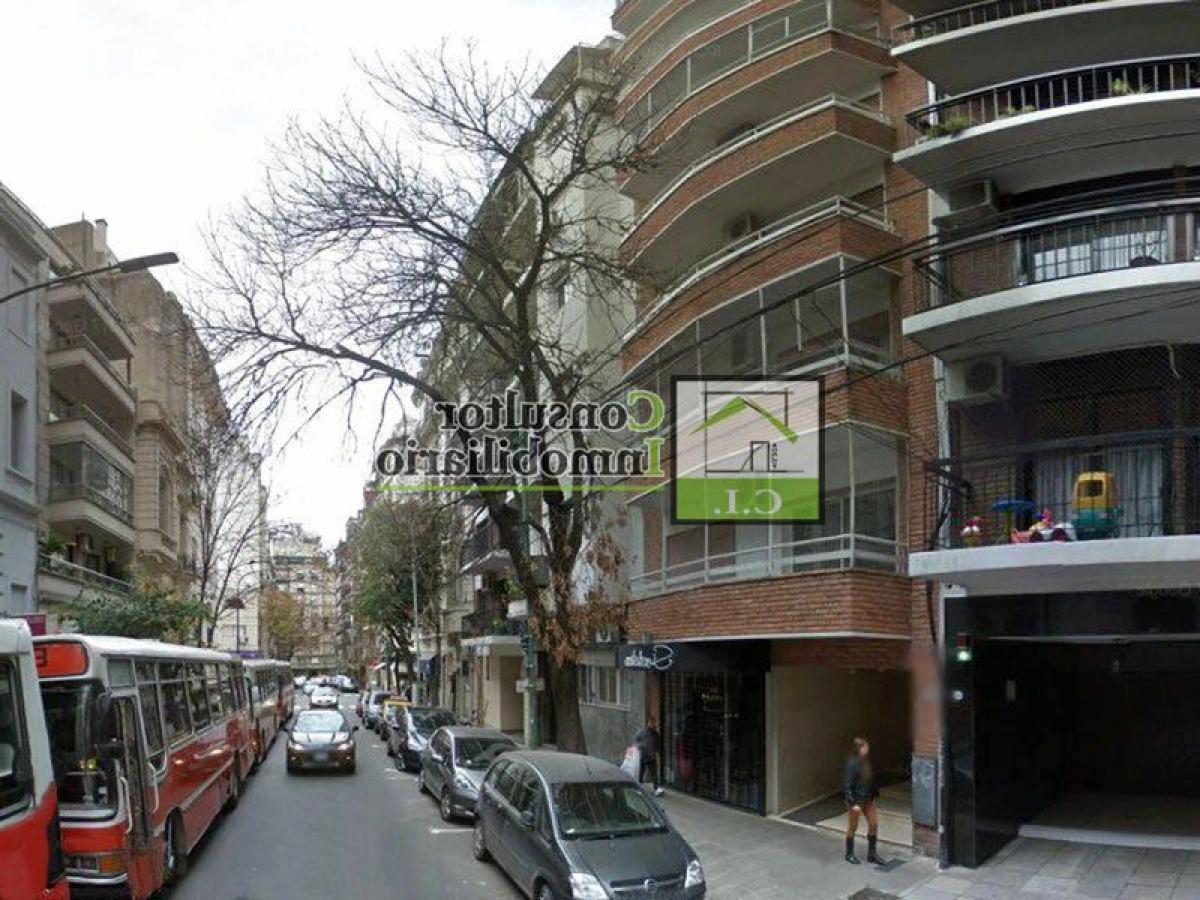 Apartamento de 2 dormitorios en Buenos Aires, Argentina No. 102944
