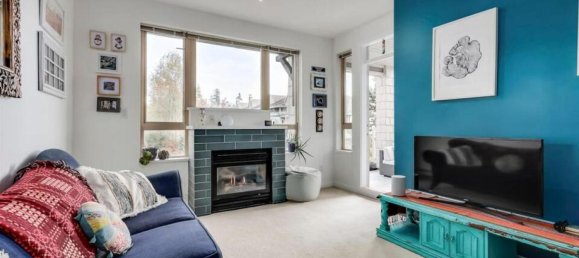 Studio in the Condo in British Columbia, Canada No. 1179 9