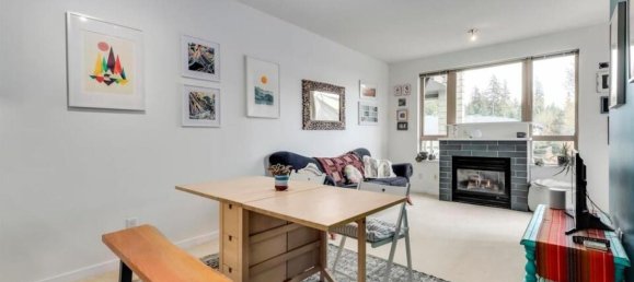 Studio in the Condo in British Columbia, Canada No. 1179 6