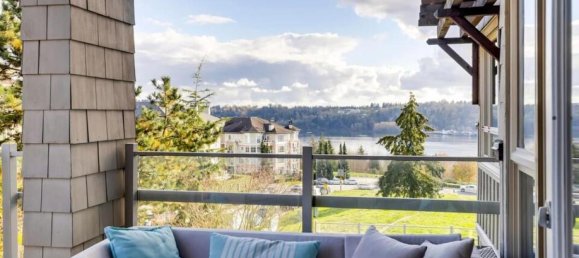 Studio in the Condo in British Columbia, Canada No. 1179 11