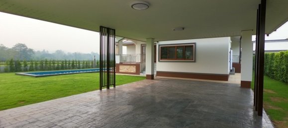 4 bedrooms House in Chiang Mai, Thailand No. 27189 3