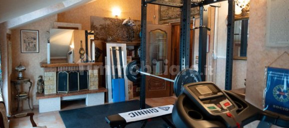 Villa de 4 dormitorios en Chivasso, Italy No. 250923 16