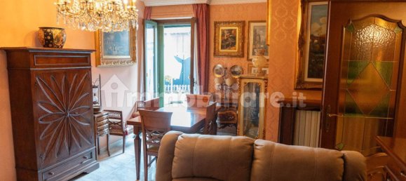 Villa de 4 dormitorios en Chivasso, Italy No. 250923 2