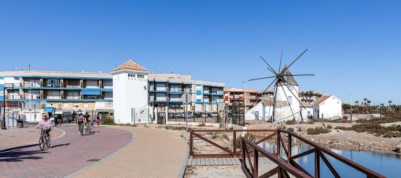 3 bedrooms Villa in San Pedro del Pinatar, Spain No. 10958 2