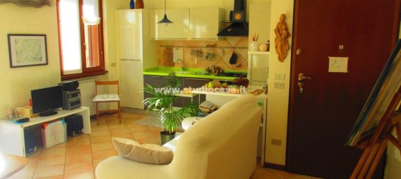 3 rooms Apartment in Spinone al Lago, Italy No. 117597 4