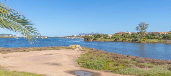 3-salle Appartement à Olbia, Italy No. 21579 28