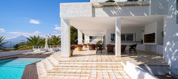 7 bedrooms Villa in Altea, Spain No. 190499 7