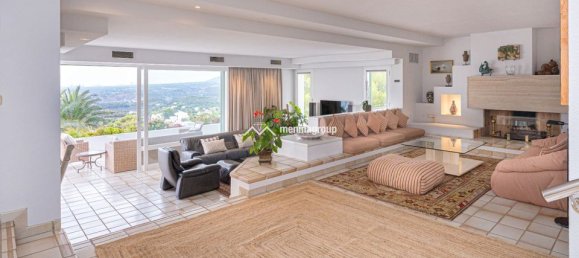 7 bedrooms Villa in Altea, Spain No. 190499 14