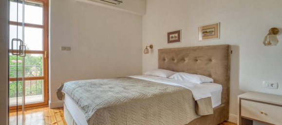 5 bedrooms Villa in Budva, Montenegro No. 354 5