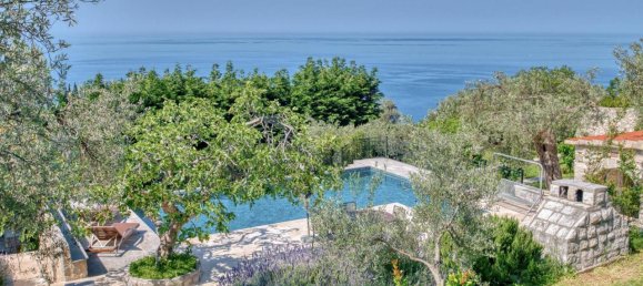 5 bedrooms Villa in Budva, Montenegro No. 354 13