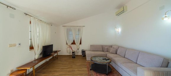 5 bedrooms Villa in Budva, Montenegro No. 354 24